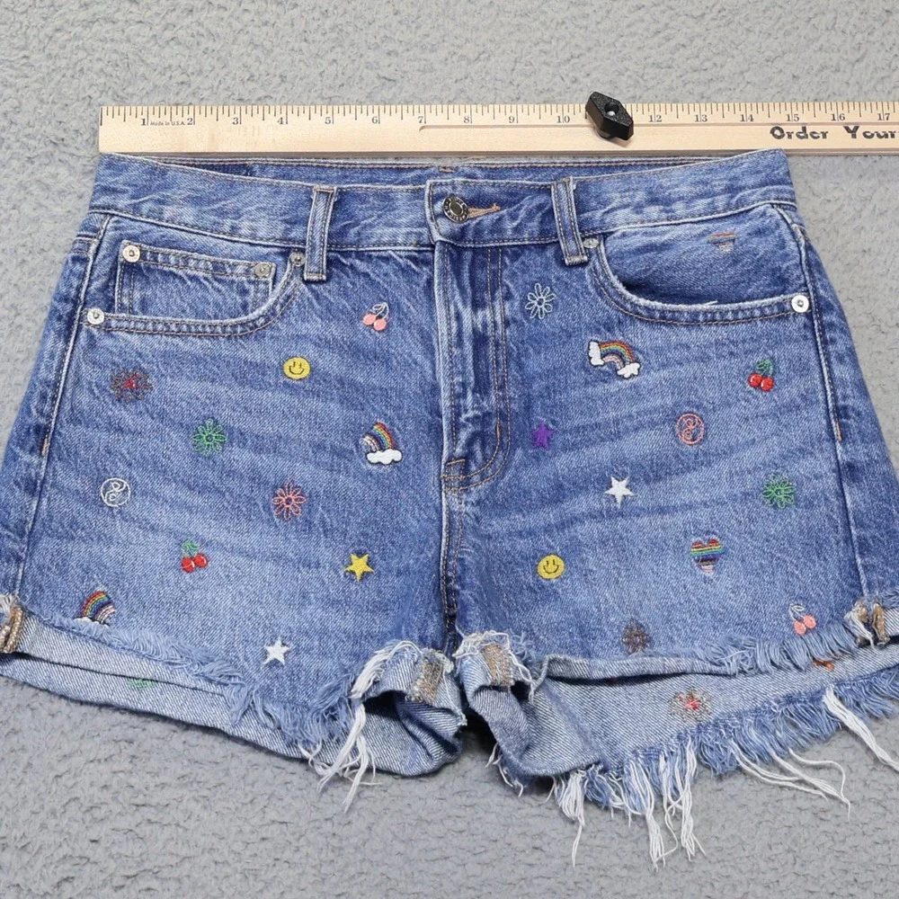 American Eagle 90s Boyfriend Shorts Blue Embroidered Denim Cut Off Size 2